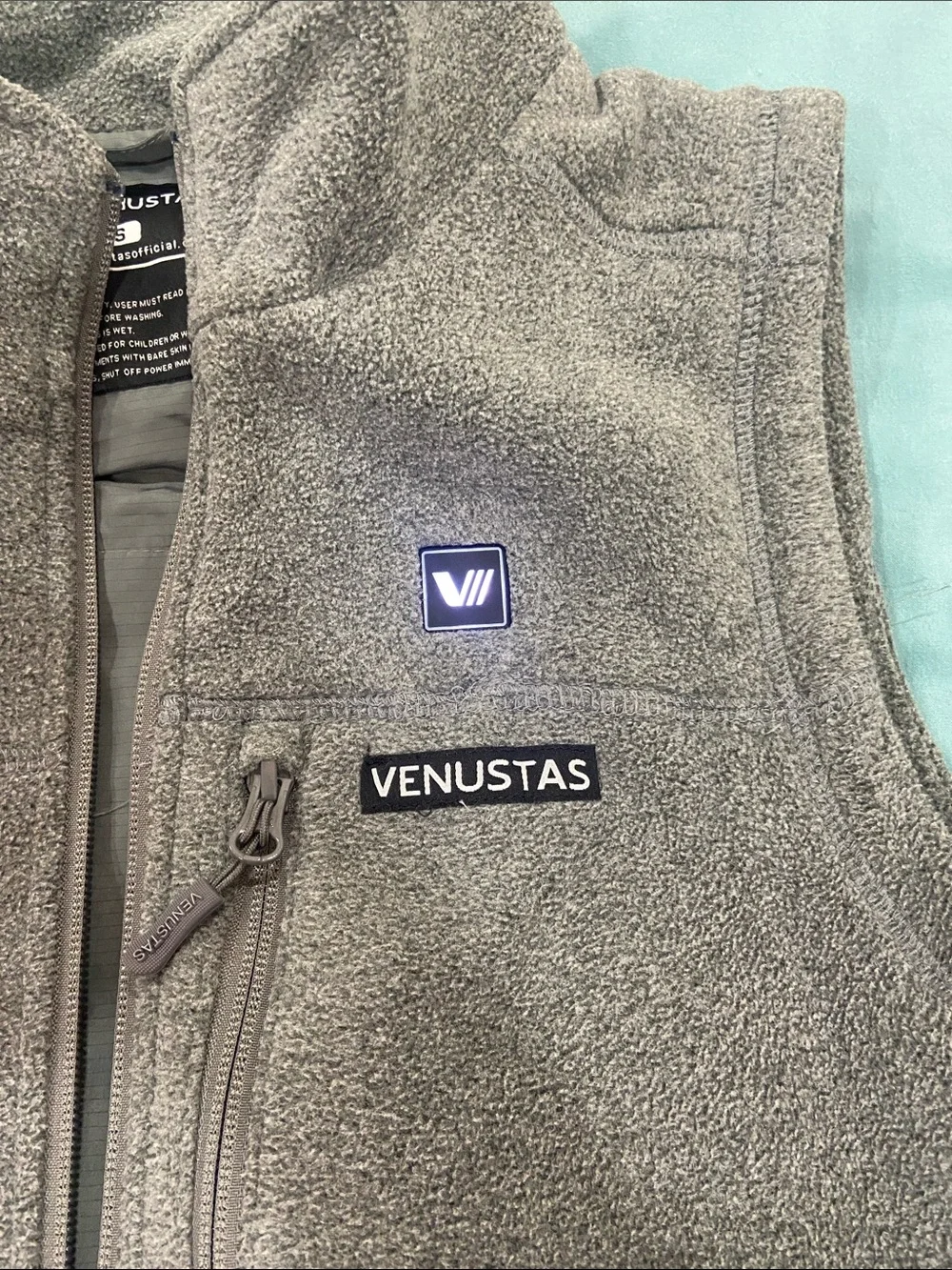 Venustas women’s heated Gray Zip-Up Fleece Vest